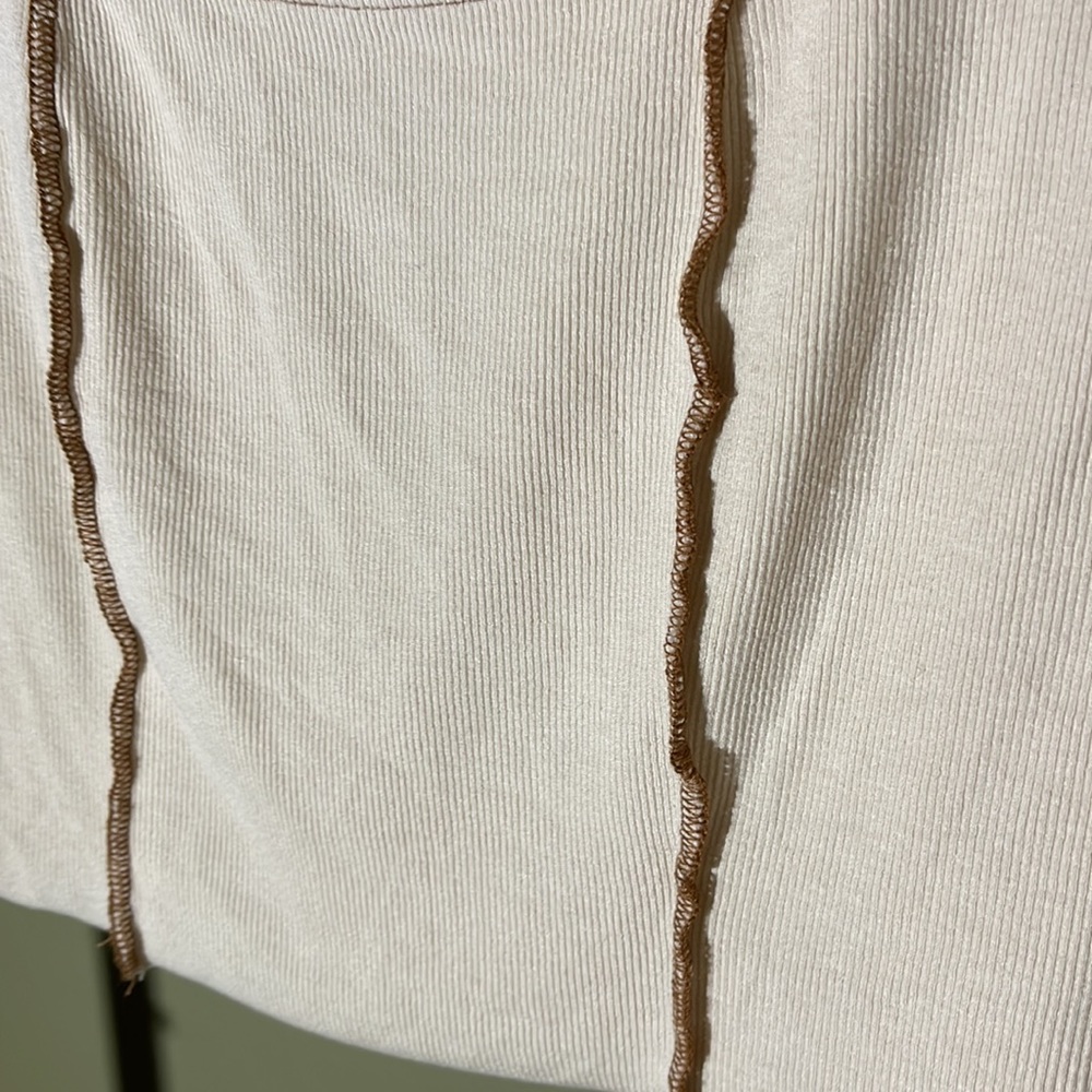 American Threads Y2K Ribbed Crop Top - Picture 3 of 7